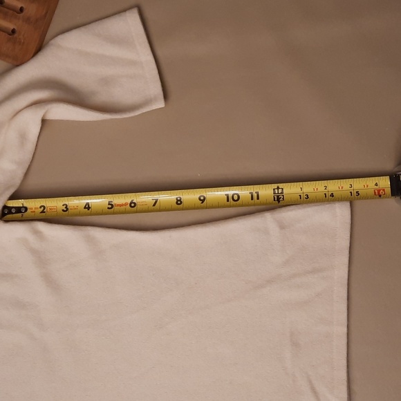 Classiques Entier off white 100% cashmere v neck sweater - Picture 5 of 5